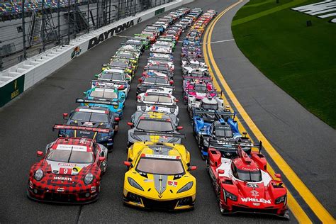 when is the rolex 24 at daytona